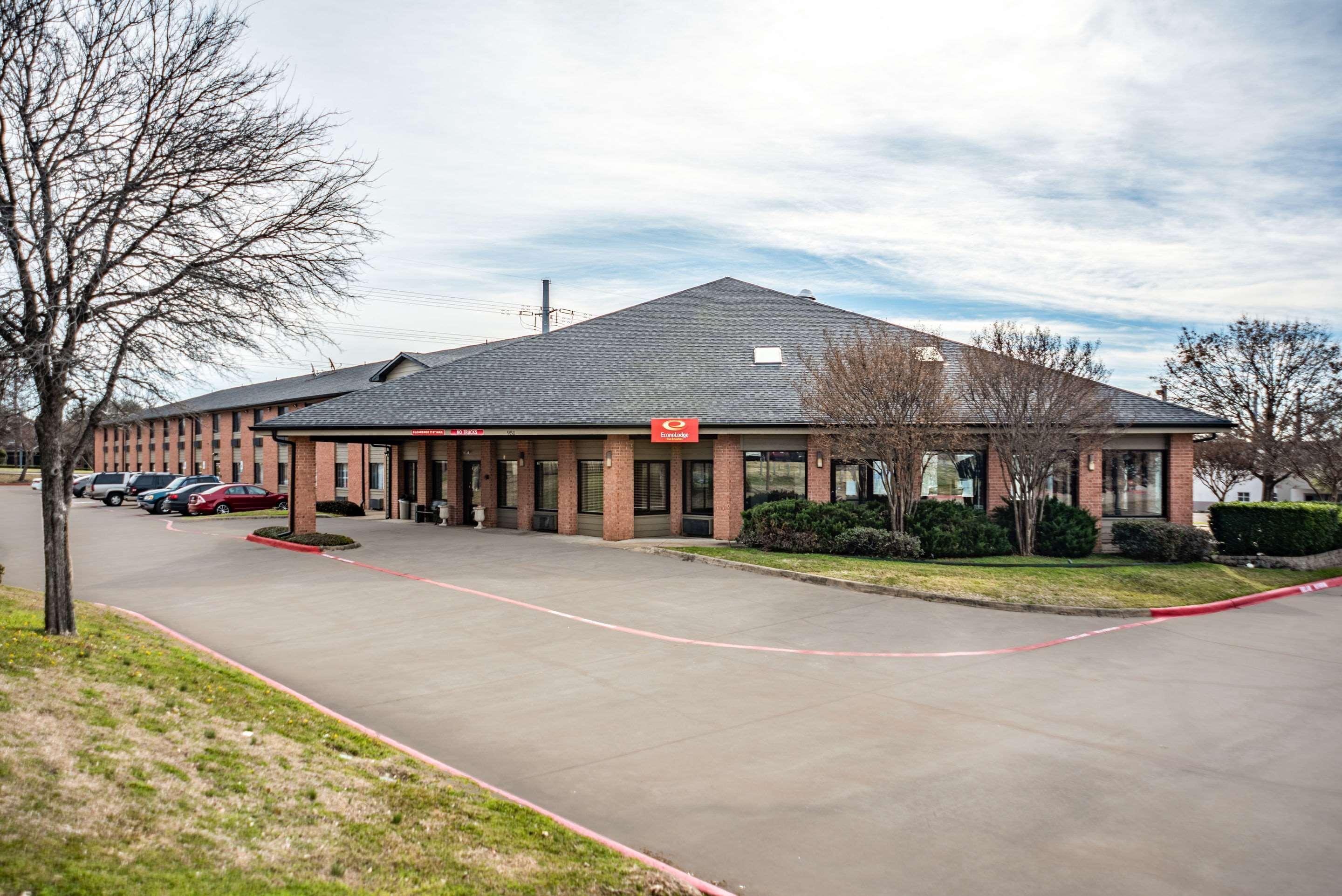 Econo Lodge Inn & Suites McKinney Bagian luar foto